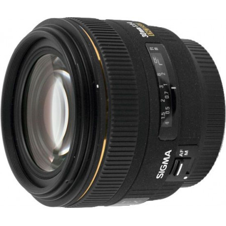 Sigma 30mm f / 1.4 EX DC HSM for Canon
