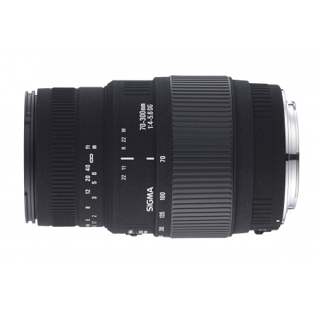 обектив Sigma 70-300mm f/4-5.6 DG Macro за Canon