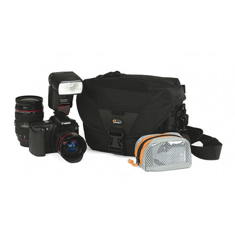 Bag Lowepro Stealth Reporter D100 AW (черен) Bag Lowepro Stealth Reporter D100 AW (черен)