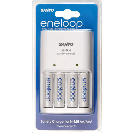 Sanyo eneloop MQN04 + 4 х 2000 mAh AA акумулаторни батерии + зарядно у-во