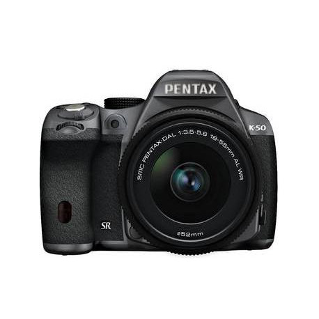 фотоапарат Pentax K-50 + обектив Pentax 18-55mm f/3.5-5.6 DA