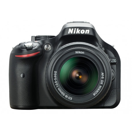  DSLR camera Nikon D5200 + Lens Nikon 18-55mm VR II
