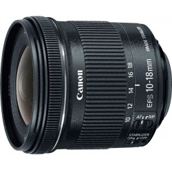 Lens Canon EF-S 10-18mm f / 4.5-5.6 IS STM
