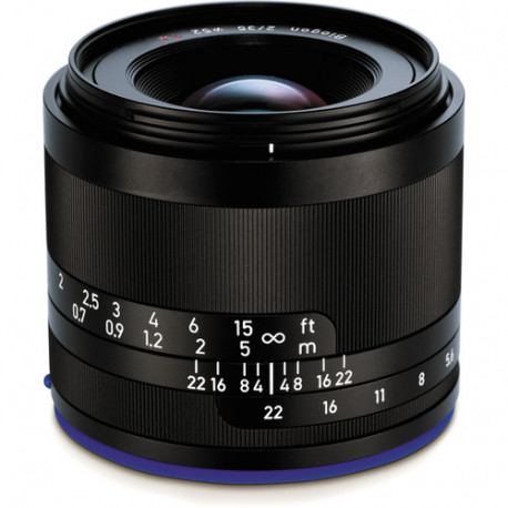 Zeiss Loxia 35mm f / 2 for Sony E (FE)