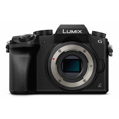 фотоапарат Panasonic Lumix G7 + карта Lexar Premium Series SDHC 32GB 300X 45MB/S