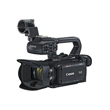 камера Canon XA11 + батерия Canon BP-820 Battery Pack + карта SanDisk 64GB Extreme PRO SDXC