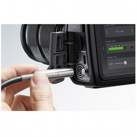 Кинокамера Blackmagic Design Pocket Cinema Camera 4K + Обектив