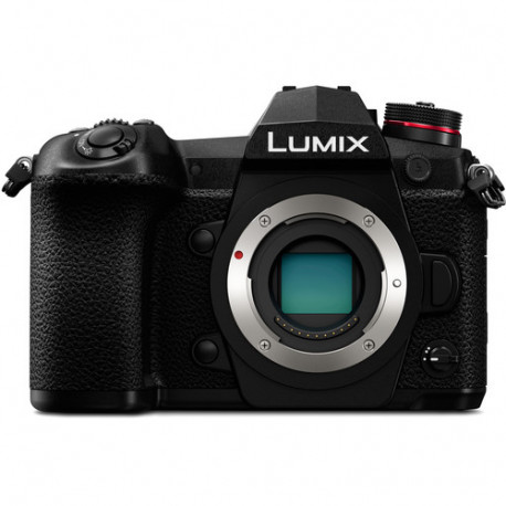 фотоапарат Panasonic Lumix G9 + грип за батерии Panasonic DMW-BGG9E