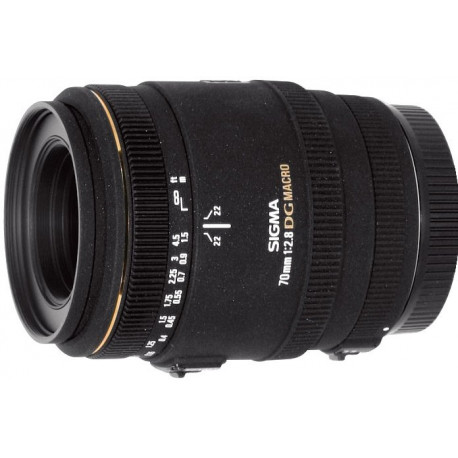 обектив Sigma 70mm f/2.8 EX DG Macro за Sigma
