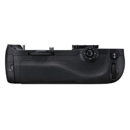 Nikon MB-D12 Battery Grip