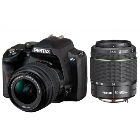  фотоапарат Pentax K-r + обектив Pentax 18-55mm f/3.5-5.6 DA + обектив Pentax 50-200mm f/4-5.6 DA