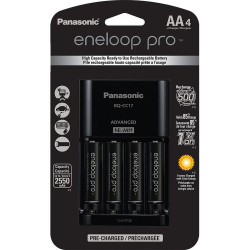 зарядно у-во Panasonic Eneloop Pro Smart & Quick Charger + 4 бр. AA батерии (2500 mAh) + батерия Panasonic Eneloop Pro AAA 4 бр. 930 mAh + калъф (BK-4HCDEC4BE)