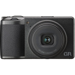 фотоапарат Ricoh GR III