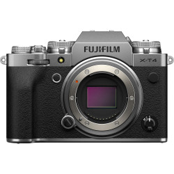 Camera Fujifilm X-T4 (silver) + Lens Fujifilm XF Fujinon 18-55mm f / 2.8-4 R LM OIS