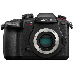 фотоапарат Panasonic Lumix GH5s + 8 батерии (употребяван)