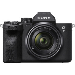  Sony A7 IV + обектив Sony FE 28-70mm f/3.5-5.6 + зарядно устройство Sony BC-QZ1 BATTERY CHARGER