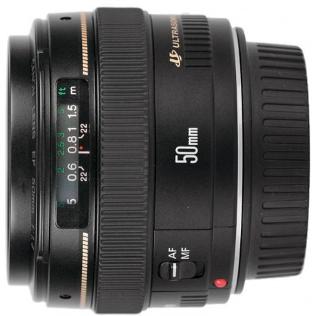 Canon EF 50mm f/1.4 USM + сенник (употребяван)