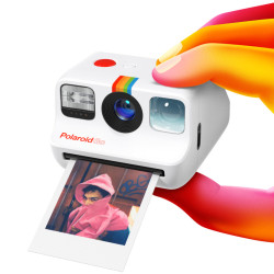 фотоапарат за моментални снимки Polaroid Go Camera + Camera Case + Pocket Photo Album (употребяван)