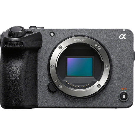 камера Sony FX30 + обектив Sigma 18-35mm T2 High Speed Zoom Cine
