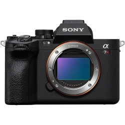 фотоапарат Sony A7R V + обектив Sony FE 24-70mm f/2.8 GM II