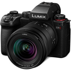 фотоапарат Panasonic Lumix S5 II + обектив Panasonic S 20-60mm f/3.5-5.6