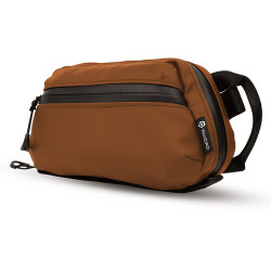WANDRD Tech Bag Medium (Sedona Orange)
