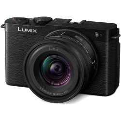 Camera Panasonic Lumix S9 (black) + Lens Panasonic Lumix S 18-40mm f/4.5-6.3