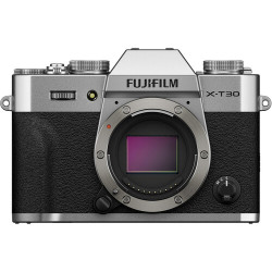 Camera Fujifilm X-T30 III (silver) + Lens Fujifilm Fujinon XC 13-33mm f/3.5-6.3 OIS Camera Fujifilm X-T30 III (silver) + Lens Fujifilm Fujinon XC 13-33mm f/3.5-6.3 OIS