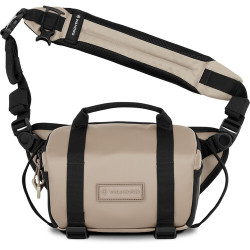 чанта WANDRD ROGUE V2 Sling 4L Yuma Tan
