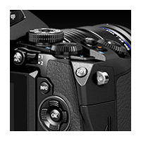 OLYMPUS OM-D E-M1 SILVER BODY